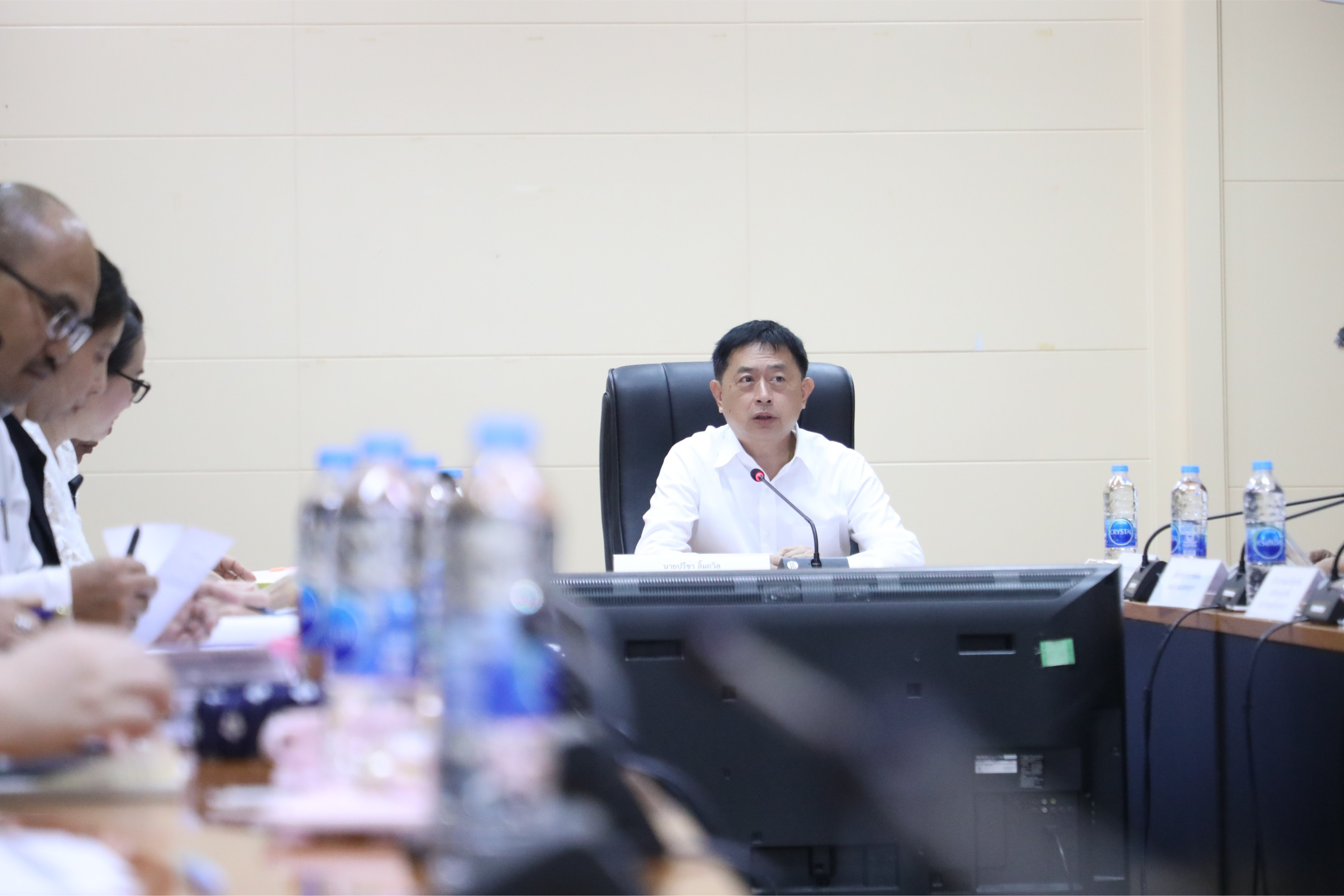 title - ส.ป.ก. ประชุมคณะทำงานศึกษาพิจารณาการแก้ไขปัญหาด้านที่ดินและหนี้สินของเกษตรกร โครงการแก้ไขปัญหาที่ดินทำกินให้แก่เกษตรกรสภาประชาชน 4 ภาค ครั้งที่ 1/2569